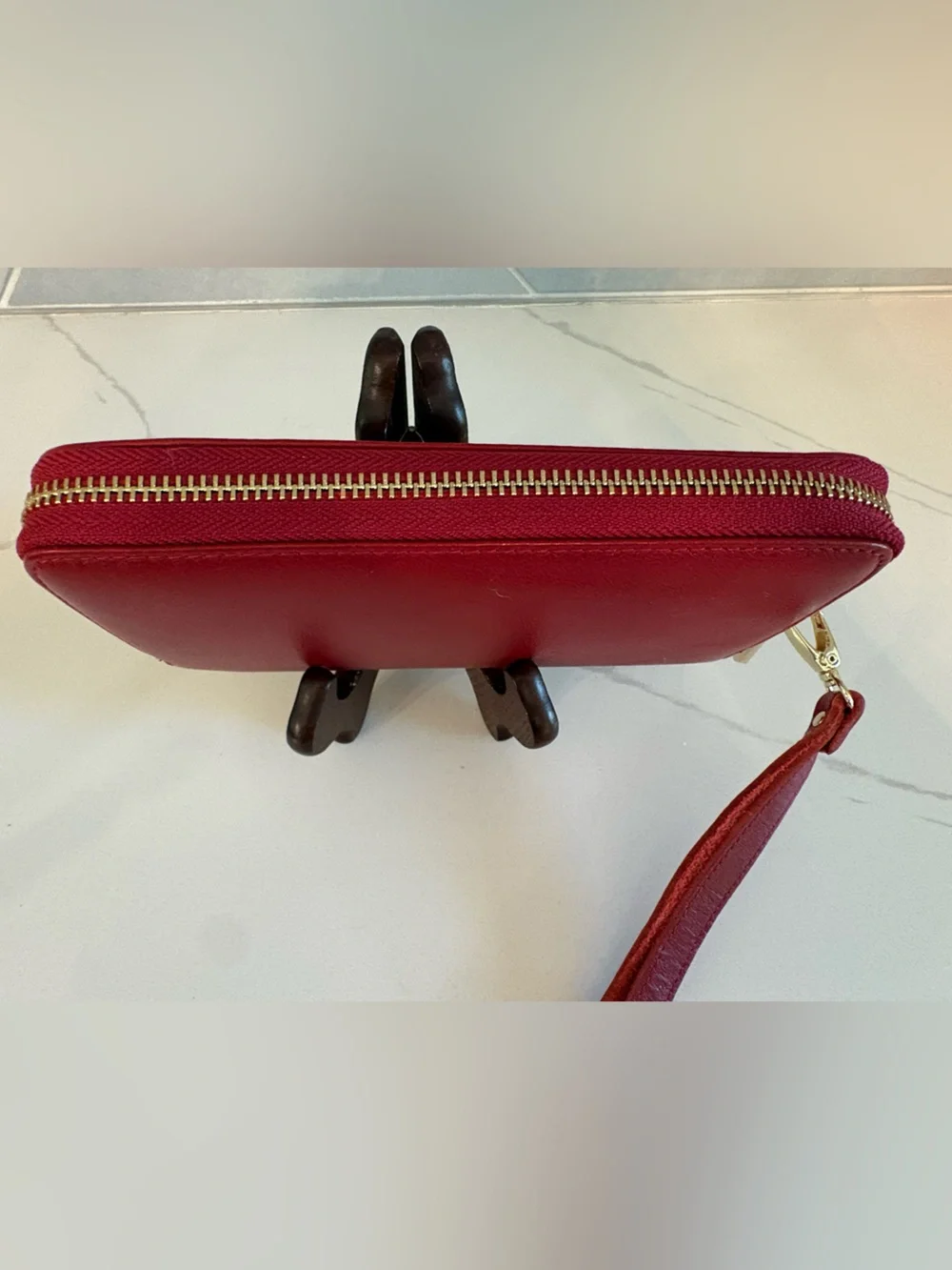 Iswee Red Genuine Leather Zip-Around Long Wallet Wristlet Clutch NWT